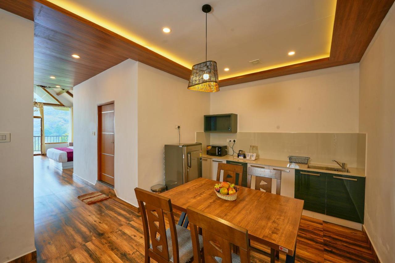 The Planet Munnar Hotel Suryanelli Bagian luar foto