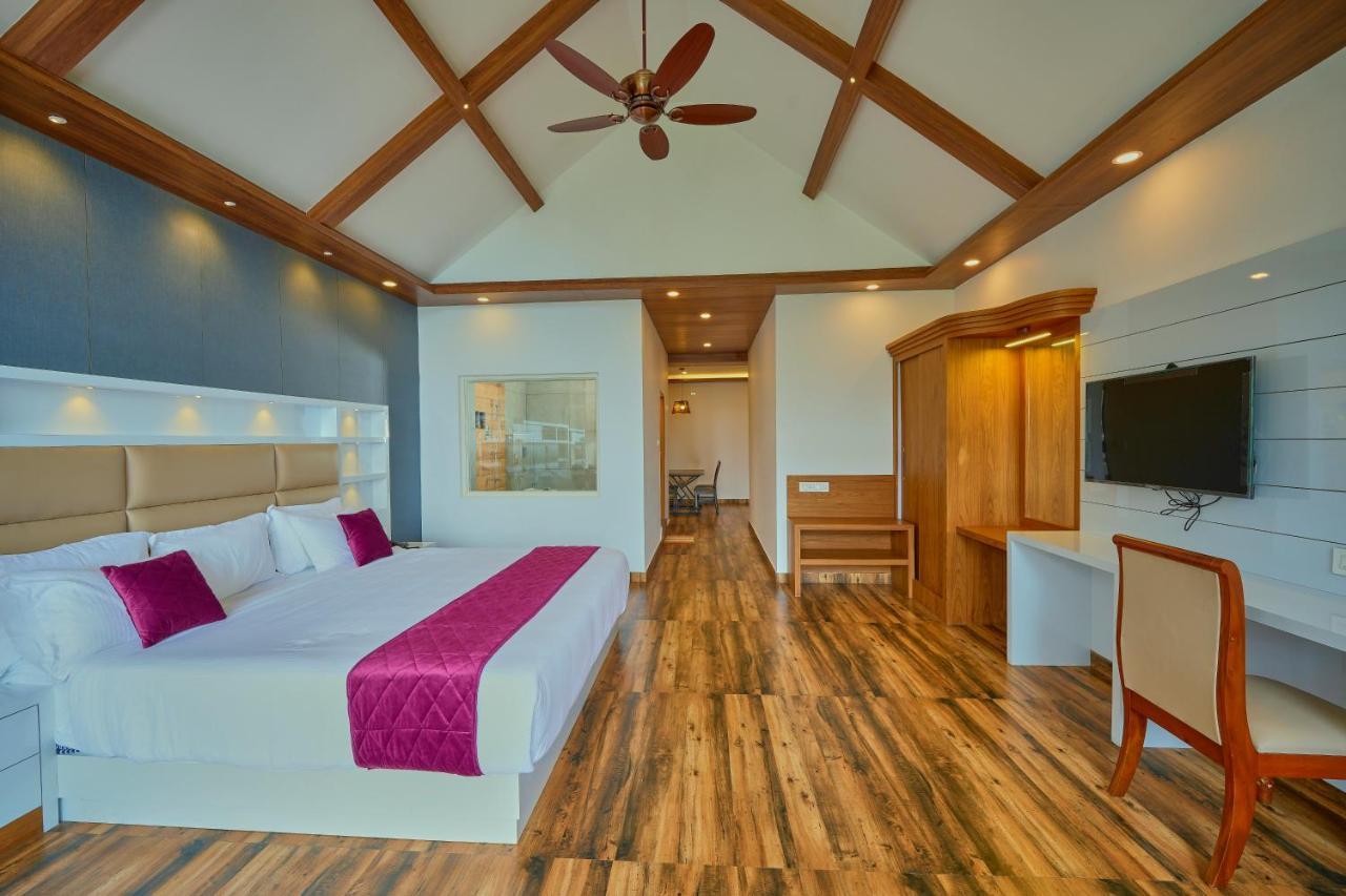 The Planet Munnar Hotel Suryanelli Bagian luar foto