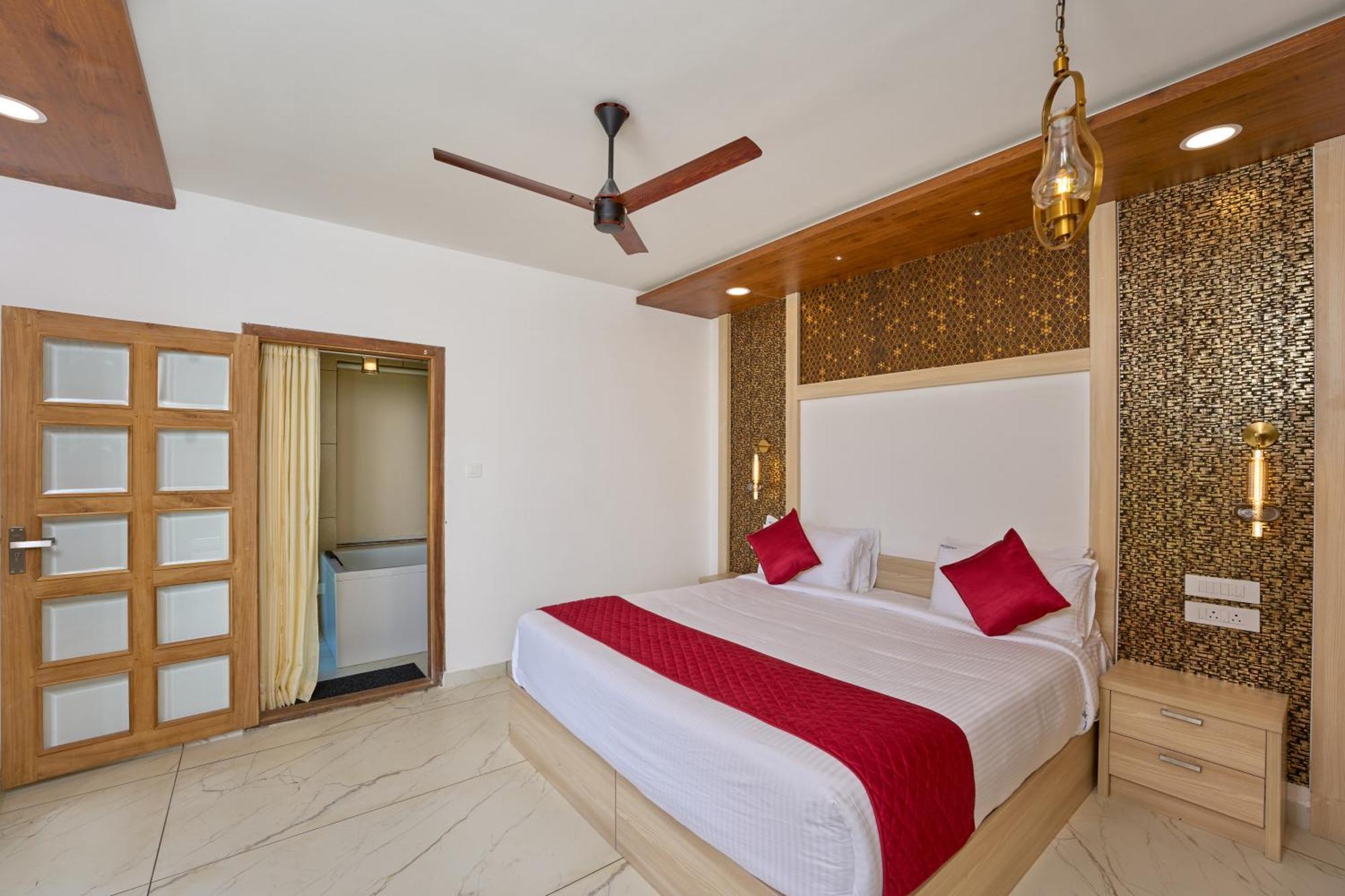 The Planet Munnar Hotel Suryanelli Bagian luar foto
