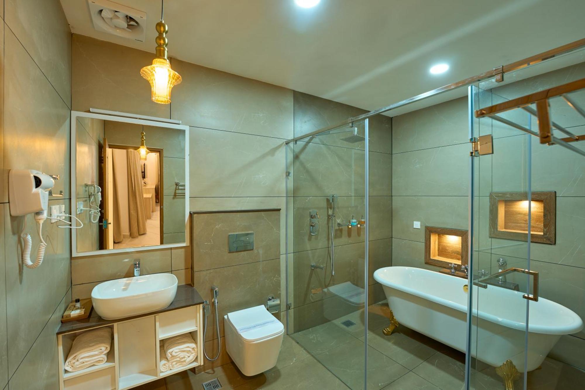 The Planet Munnar Hotel Suryanelli Bagian luar foto