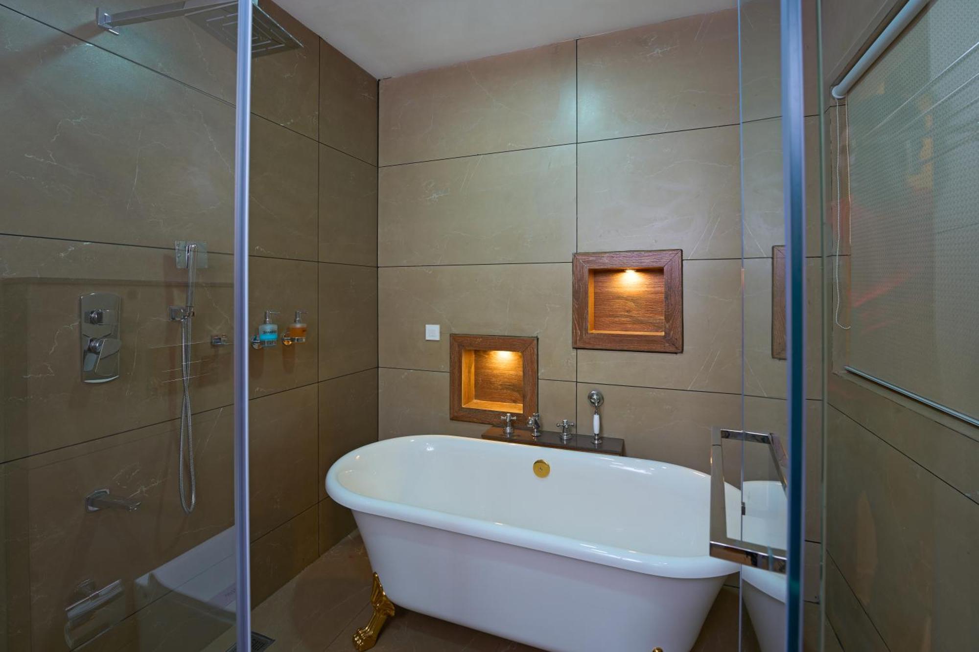 The Planet Munnar Hotel Suryanelli Bagian luar foto